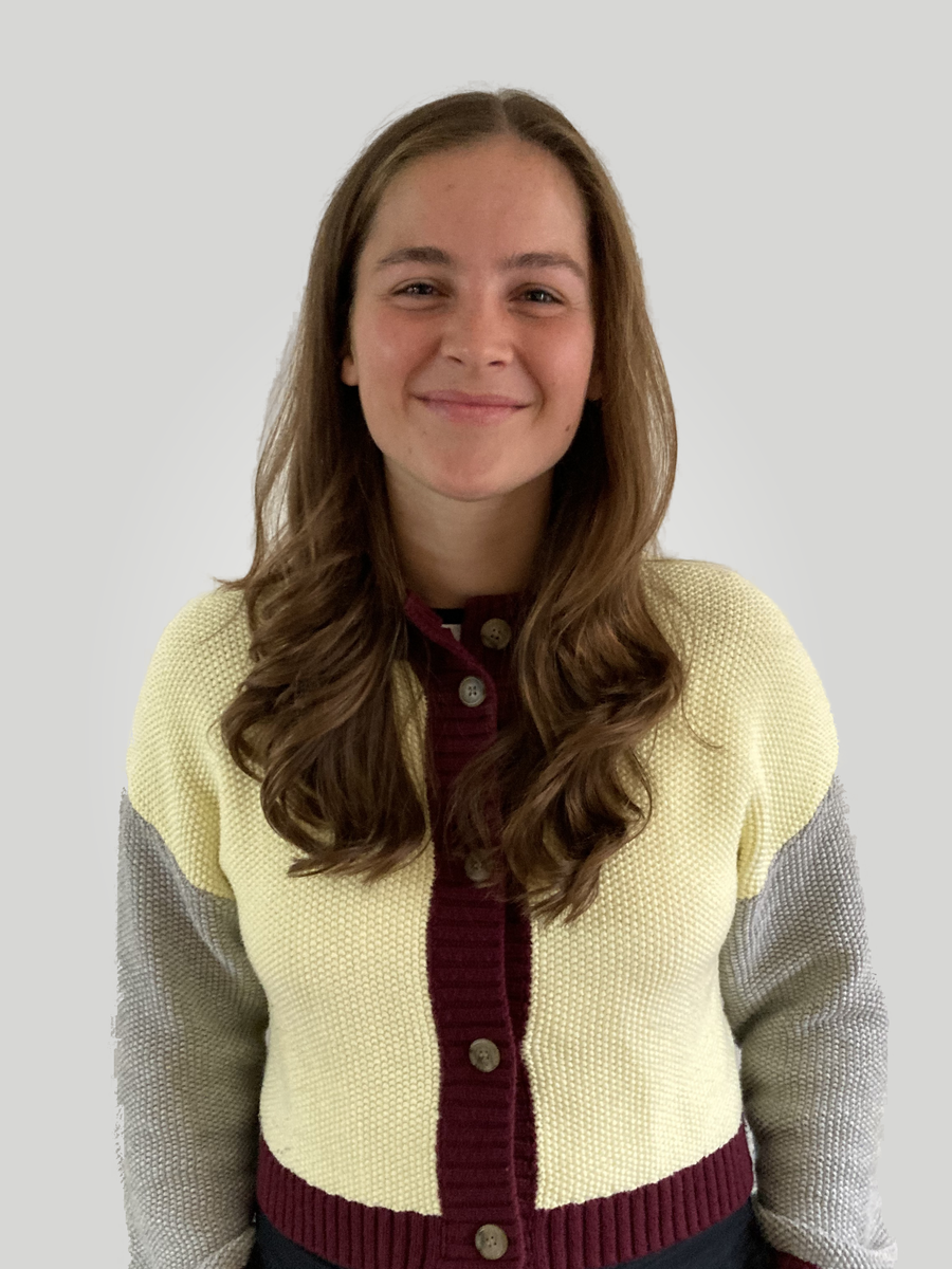 Portret van Manou Fierens, klinisch psycholoog bij helder.